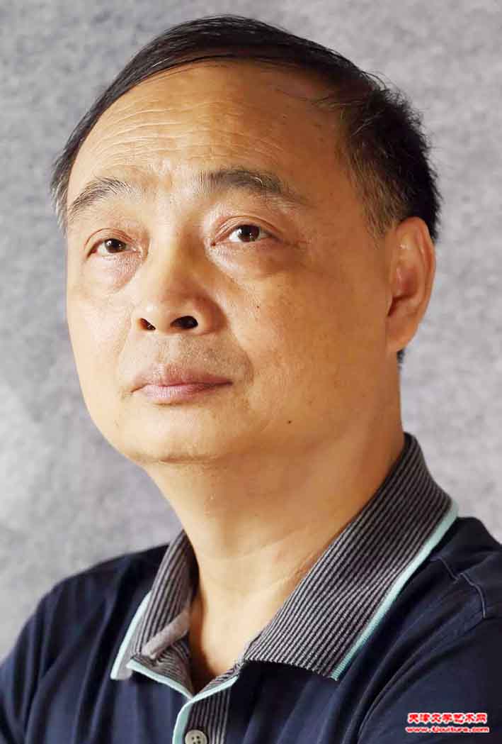 邓子平