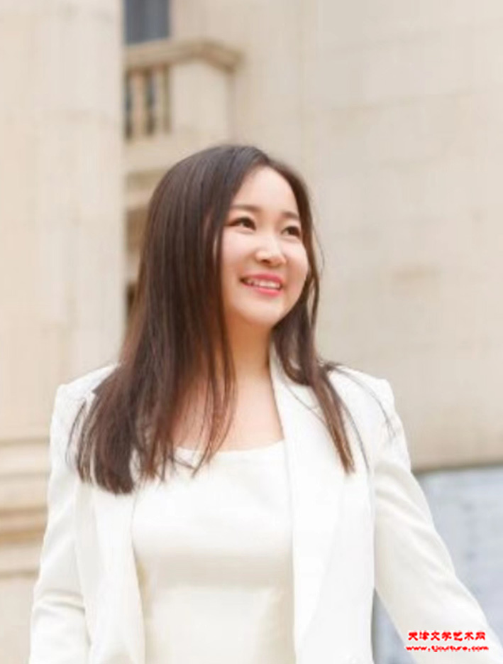 訾春花