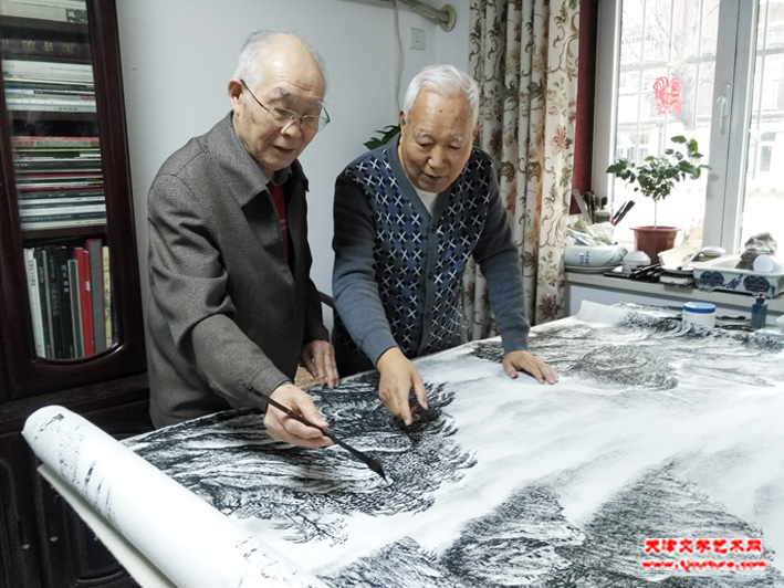 焦俊华先生在热情指导