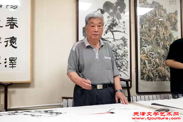 靳吉顺在创作