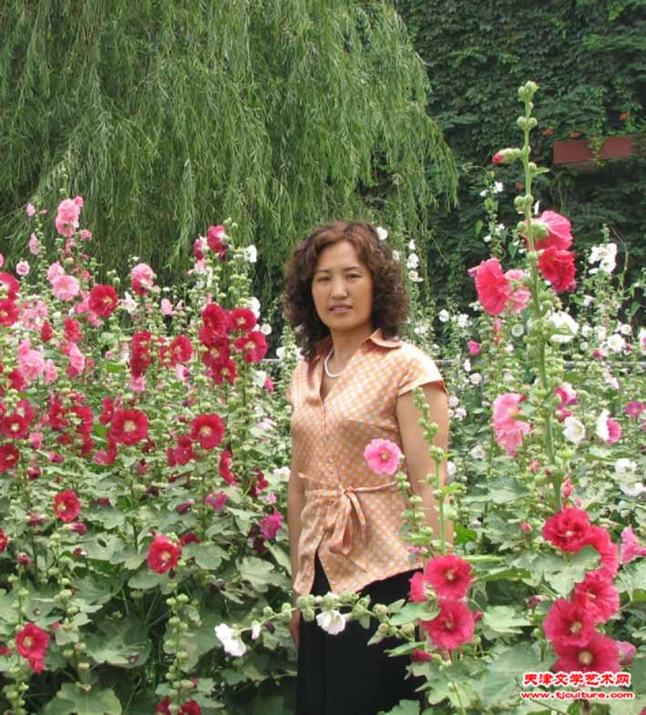 杨秀英