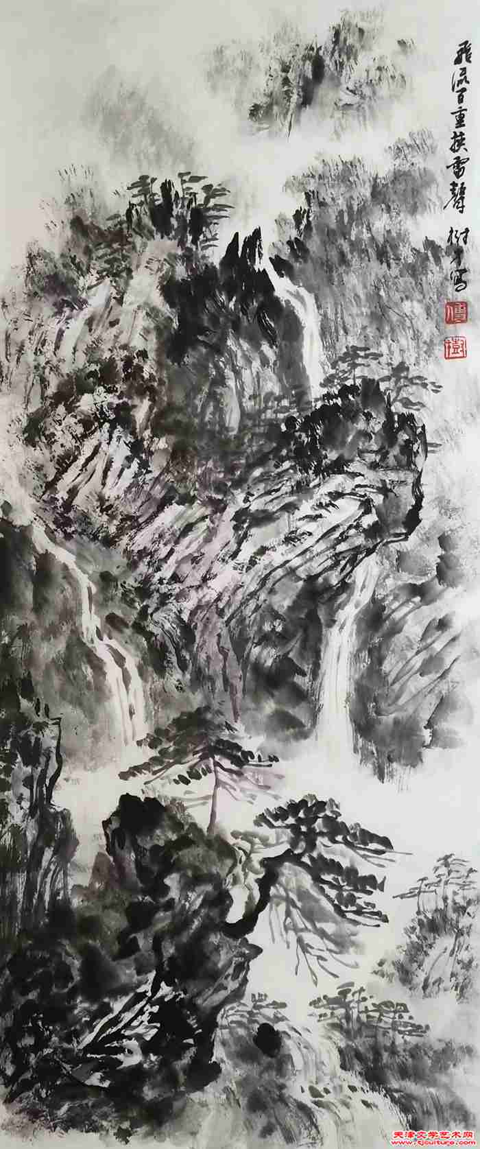 《飞流百重挟雷声》