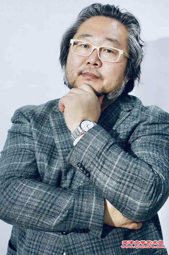 杨波