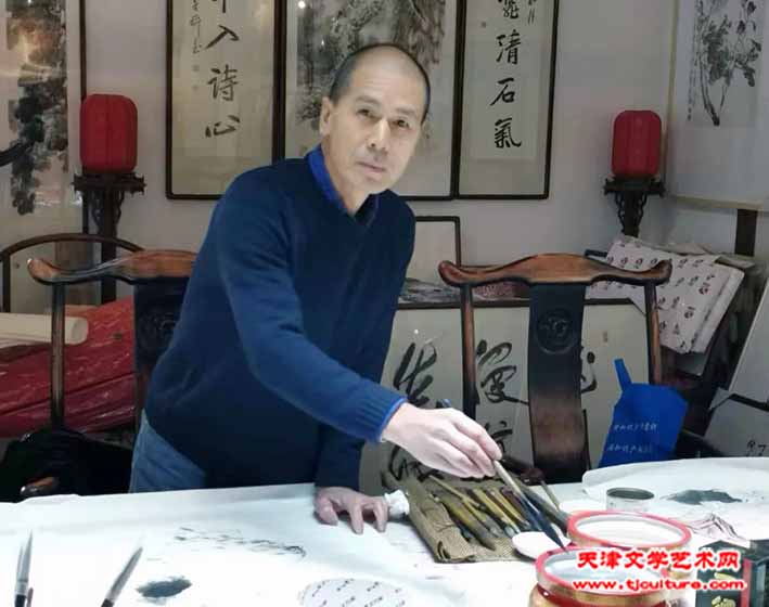 张玉忠