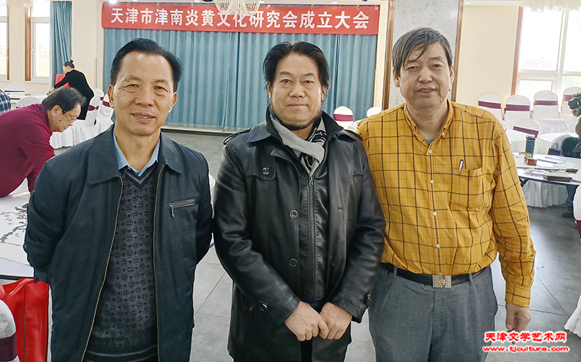 黄克敬、朱彦民、陈元龙在现场