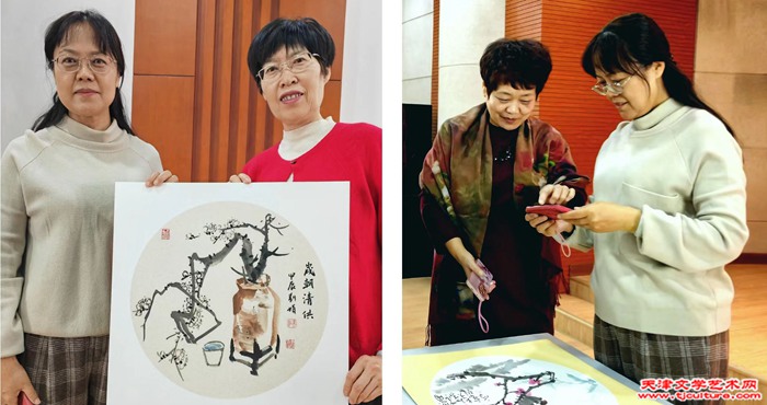 015 区美协画家刘娟和区退休干部王丽（左图右）、刘吉洪（右图左）交流画艺
