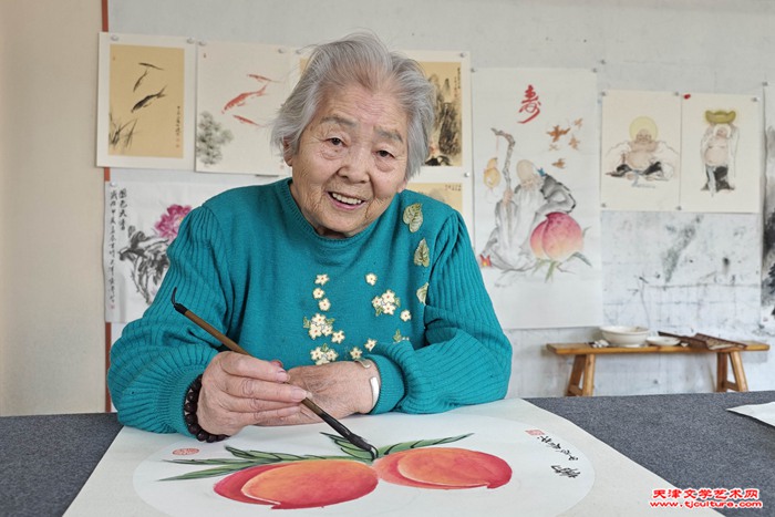 杨春荣