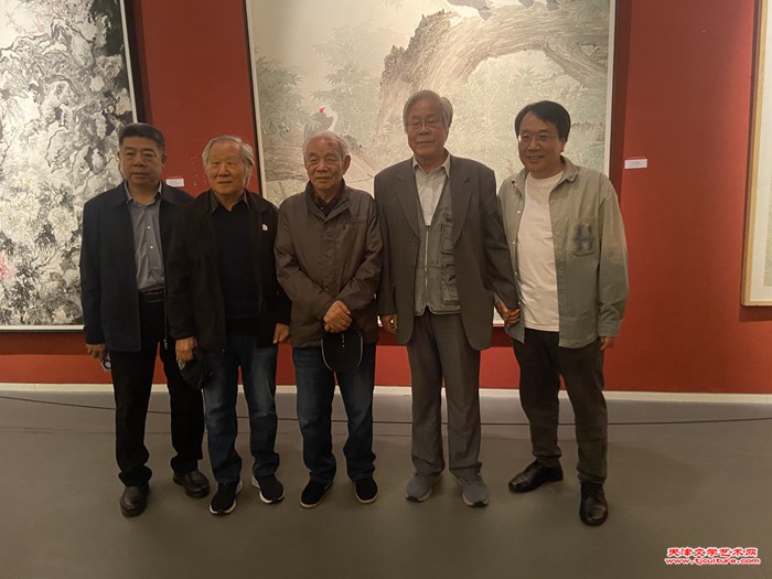 28张养峰、姬俊尧、纪振民、陈冬至、张晓彦合影