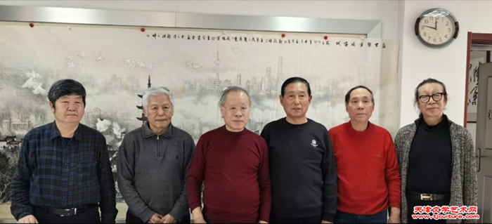 03 《盛世繁荣颂古城》作者集体留影  （左起    王惠民   王东生   王金厚   钱桂芳   郭凤祥   张葆东）