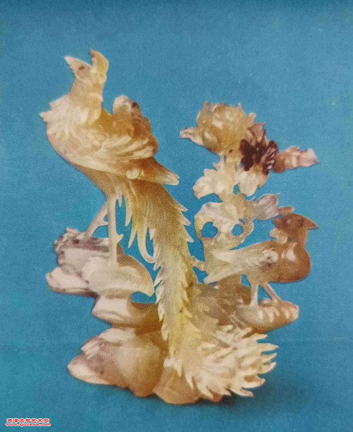 （图一）1、特艺早期玉雕花鸟作品