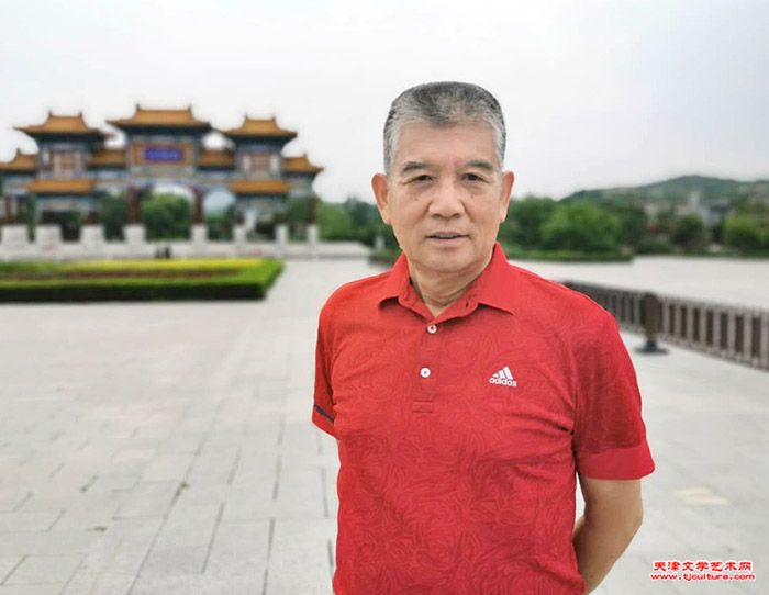 吴士江700
