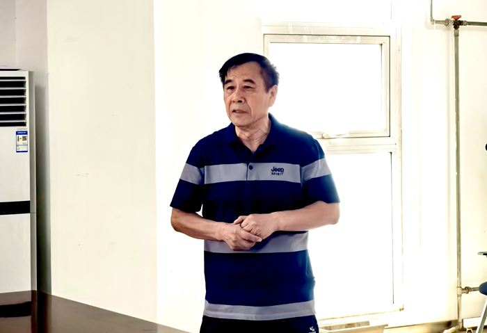 006　王体强先生代表东丽美协向画院祝贺